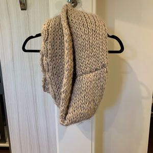 chunky knit infinity scarf